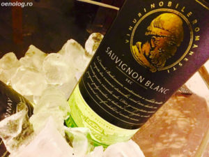 oenolog-ro-budureasca-sauvignon-blanc-2015-vin-alb-sec-dealu-mare-romanian-premium-wine